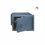 CASSAFORTE CON COMBINAZIONE '82710' cm 36 x 24 x 20 - 2 cate